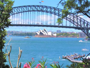 Spectacular Views of Sydney Harbour with Car Space, Sydney